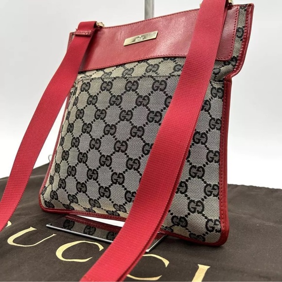 Gucci Handbags - [Extremely Good Condition] Gucci Shoulder Bag Sacoche GG Canvas Leather Red